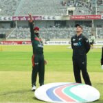 New Zealand 165/5 in 35.5 Overs