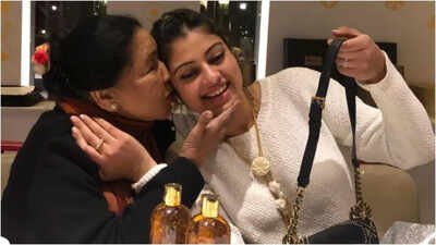 Zanai Bhosle cherishes memories of grandmother Asha Bhosle in emotional Instagram post: ‘Finding peace’ | Hindi Movie News