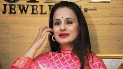 Ameesha Patel on losing Aamir Khan’s Lagaan, working with Shiney Ahuja, addresses claims of Akshay Kumar using a teleprompter | Hindi Movie News