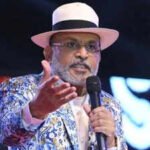 Annu Kapoor recalls actor ‘losing control’ during intimate scene; actress locked herself in room for two days: ‘Some take advantage’ | Hindi Movie News