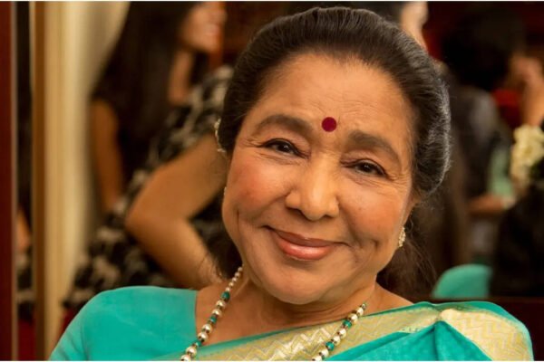 Veteran legendary singer passes away at 92; last rites to be held tomorrow at Shivaji Park in Mumbai