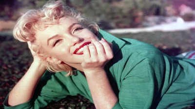 Marilyn Monroe look-alikes celebrate star’s 100th birthday, shatter Guinness World Record for gathering |