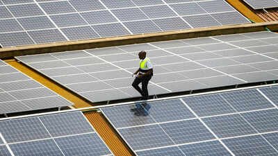 Canada aims to double its electric grid by 2050 with clean energy and lower costs for users