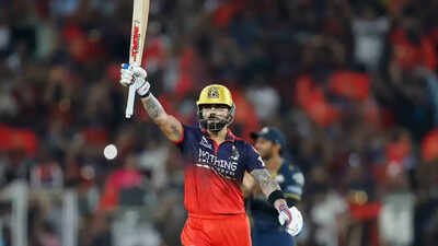 Virat Kohli scripts history, smashes fastest IPL fifty of his career in final | Cricket News