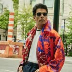 Karan Johar unfollows Shah Rukh Khan, Alia Bhatt, Kareena Kapoor and Manish Malhotra on Instagram; Priyanka Chopra still on list | Hindi Movie News