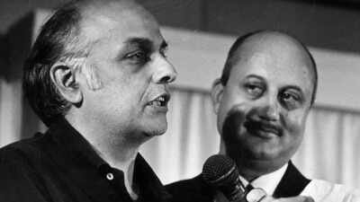 Anupam Kher called Mahesh Bhatt ‘the biggest fraud’ when he was removed from ‘Saaransh’: ‘I was crying inconsolably’ | Hindi Movie News