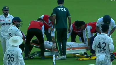 Hasan Ali leaves field on stretcher after head injury during BAN vs PAK 2nd test
