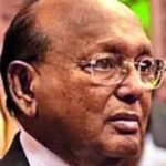 Bangladesh: Thousands gather to pay final respects to Awami League veteran, despite ban