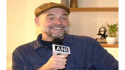 Paul Blackthorne recalls Aamir Khan’s washroom pep talk before ‘Lagaan’ scene: ‘I just froze and thought, Oh, God’ | Hindi Movie News