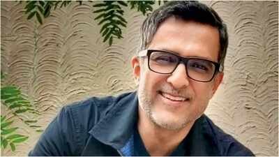 ‘The theme of displacement and search’: Sanjay Suri opens up about his personal connect with ‘Main Vaapas Aaunga’ | Hindi Movie News