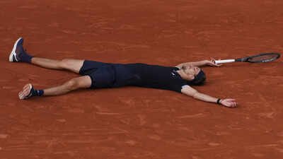 Alexander Zverev defeats Flavio Cobolli to secure first Grand Slam title at Roland Garros | Tennis News