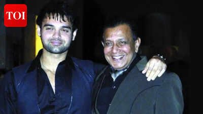 Mimoh Chakraborty: Mimoh recalls Mithun Chakraborty sleeping in parks and being chased by police: ‘After a National Award, he asked a reporter for food’ | Hindi Movie News
