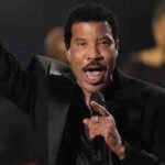 Lionel Richie HOSPITALISED after falling ill onstage; singer cuts short opening night of tour – WATCH﻿ |