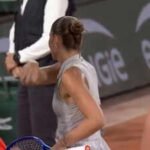 No handshake in French Open! Marta Kostyuk-Mirra Andreeva semi-final sparks controversy – Watch | Tennis News