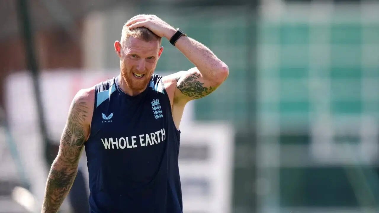 New Zealand 25/0 in 5.5 Overs