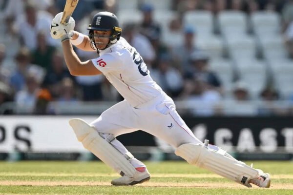 England 228/4 in 48.5 Overs