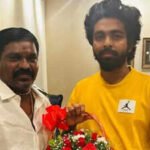 Velmurugan gifts gold chain to GV Prakash engraved with the words ‘100 Films GV Sir’ to celebrate his 100-film milestone | Tamil Movie News
