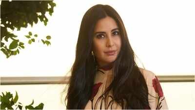 Katrina Kaif faces backlash over silence on CJP protests as fan page with 70K followers shuts down |