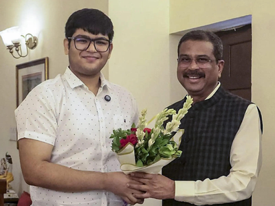 NEET AIR 2’s protest remark sparks debate among aspirants as Reddit users question silence over paper leak row