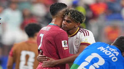 Lamine Yamal consoles tearful Cristiano Ronaldo after Portugal’s World Cup heartbreak – Watch | Football News