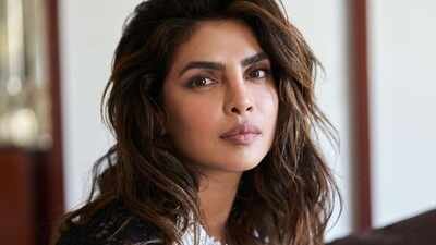Priyanka Chopra: ‘Happy almost 4th from bed’: Priyanka Chopra shares a peek of pre-Fourth of July celebrations in the US with vibrant late night fireworks | Hindi Movie News