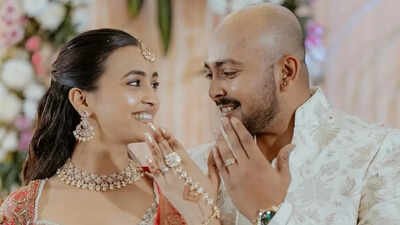 Akriti Agarwal ends BREAK UP RUMOURS with Prithvi Shaw: ‘We are still engaged and happy together’ |