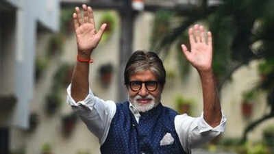 Amid Mumbai floods, Amitabh Bachchan thanks fans for turning up outside Jalsa: ‘So deeply moving for me’ | Hindi Movie News
