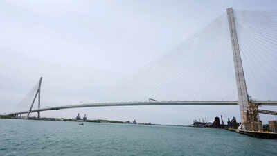 Gordie Howe International Bridge: Canada gives share of bridge profits to US to get Trump nod
