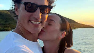 Justin Trudeau and Katy Perry pack on the PDA during yacht date; politician applies sunscreen inside singer’s top in VIRAL pics |
