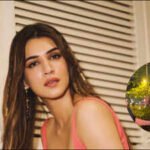 ‘Cocktail 2’ star Kriti Sanon and rumoured beau Kabir Bahia spotted in Bandra: Couple goes out for dinner with ‘Fukrey’ actor Varun Sharma﻿ |