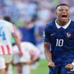 Mbappé takes Golden Boot lead over Messi, level on 2026 World Cup goals and just one behind all-time record | Football News