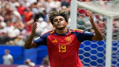 Lamine Yamal shatters Kylian Mbappe’s record as Spain storm into FIFA World Cup Round of 16 | Football News