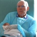 Meet the 73-year-old baby cuddler from Virginia: He has comforted more than 500 premature babies and whispers, ‘Grow strong, grow smart, grow kind’ before leaving each one | World News