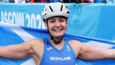 Scotland’s Melanie Woods wins gold twice after bizarre Commonwealth Games wheelchair race rerun | Commonwealth Games News