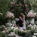 Taylor Swift’s Wedding Guest List Causes Controversy: A-Listers Allegedly Unfamiliar with Bride |