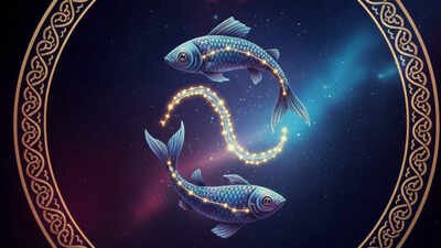 Pisces Horoscope Today, August 26, 2026: Moon suggests postponing travel plans; freed time allows for self-reflection