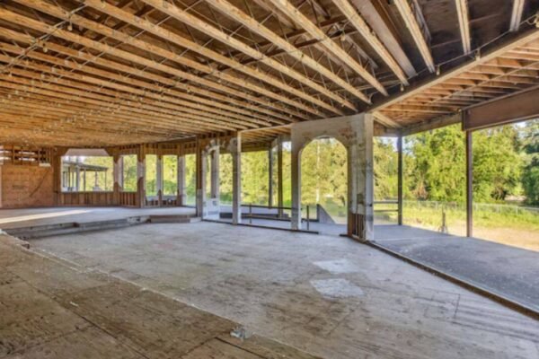 Unfinished for nearly 30 years, Hollywood Video’s founder's Oregon mansion is up for .7 million