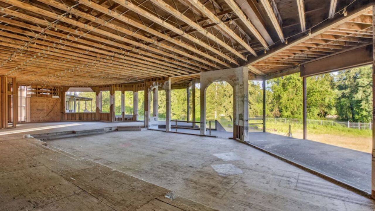 Unfinished for nearly 30 years, Hollywood Video’s founder's Oregon mansion is up for .7 million