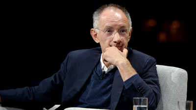 Billionaire Michael Moritz and Harriet Heyman are offering up to 0 million for ideas that could make San Francisco a better place to live