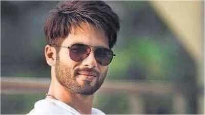 Shahid Kapoor wraps Italy holiday, jumps back into ‘Farzi 2’ shoot in Mumbai – Reports |