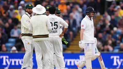 ‘What do you think of yourself?’: Ex-Pakistan cricketer responds after ‘worst team’ tag | Cricket News