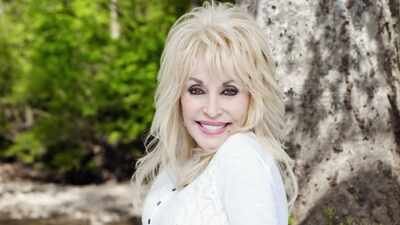 Petition to rename Nashville Airport after Dolly Parton crosses 100,000 signatures: Netizens and Sheryl Crow back the campaign |