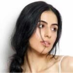 Akshay Kumar’s niece Simar Bhatia lands second film, to star opposite Roshan Mathew: Report |