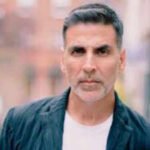 Akshay Kumar removes shoes before holding National Flag during Independence Day 2026 celebration with Tiger Shroff, netizens praise his gesture