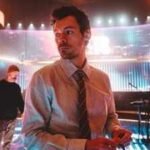 Harry Styles falls on stage in Mexico: Recovers from hilarious mishap quite gracefully |