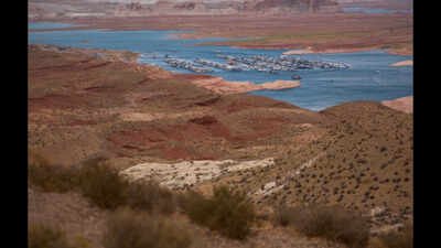 America’s Lake Powell reaches record low, experts warn against propping; Utah Governor says it’s not time to let the lake go