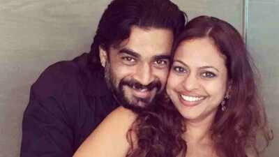 When R Madhavan said his net worth would have been more if he was money minded and financially more cautious, wife Sarita pointed it out to him: ‘Bohot fizool paise udaaye hai’ | Hindi Movie News