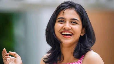 Mamitha Baiju on working with Vijay in ‘Jana Nayagan’ and Suriya in ‘Viswanath and Sons’: ‘Even getting a small role in it would have been lucky’ |