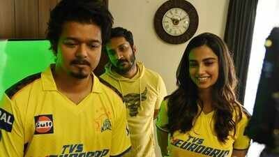 Meenakshi Chaudhary hails her ‘GOAT’ star Vijay’s professionalism, says, ‘He always respects others’ time’