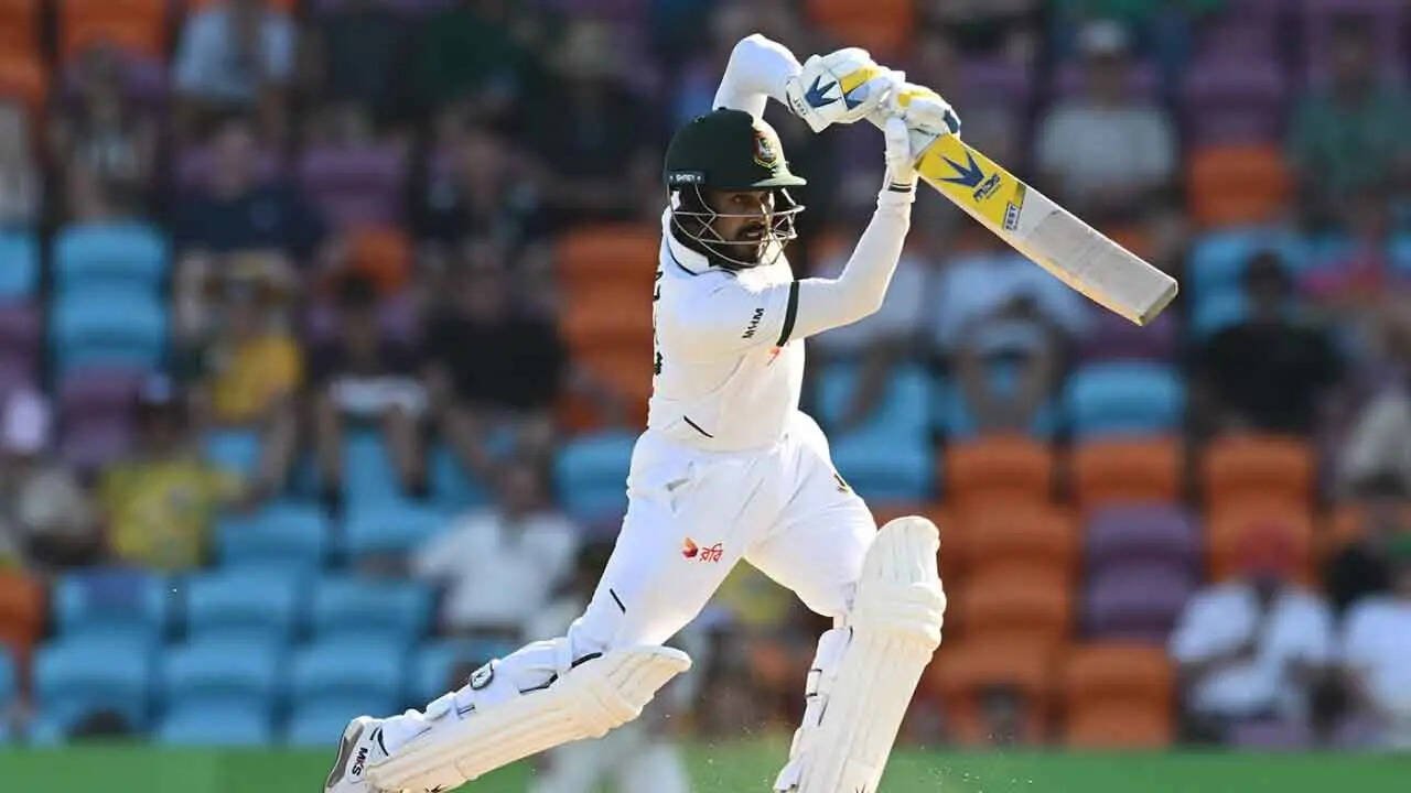 Bangladesh 379/8 in 121.4 Overs